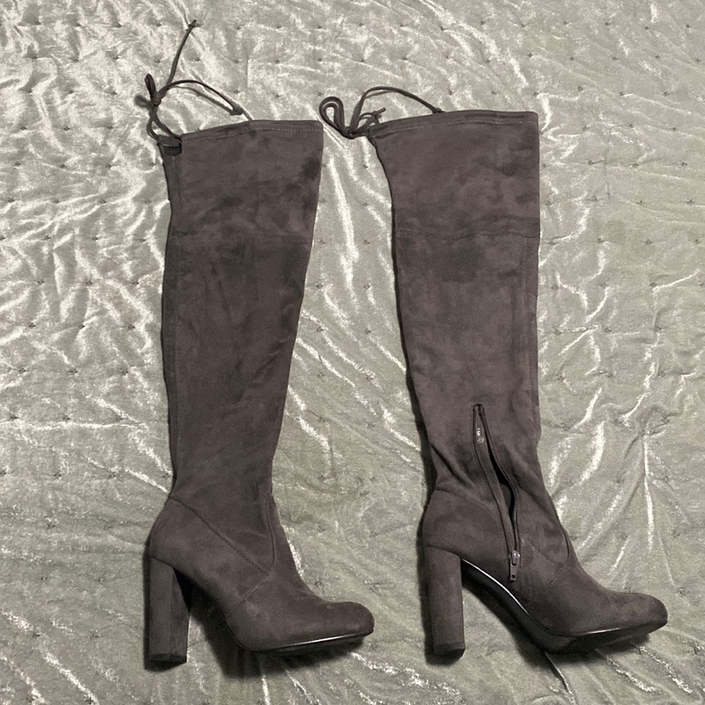 Cute Gray Heel Boots!